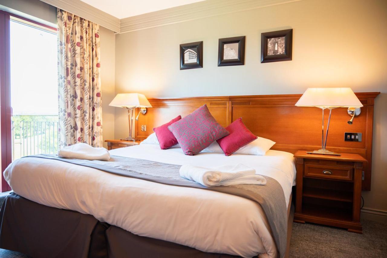 Bryn Meadows Golf, & 4*