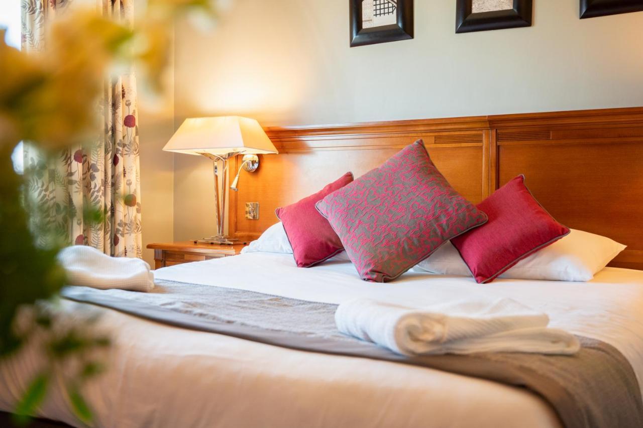 Hotel Bryn Meadows Golf, & 4*